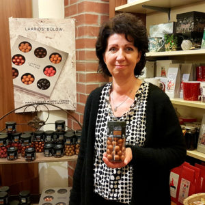 Heike Bicking in ihrer Chocolaterie in det Altenburger Baderei